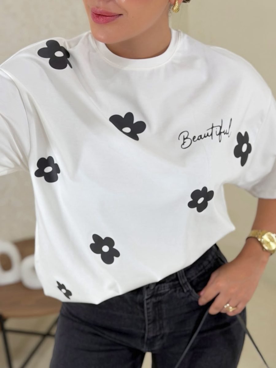 Camiseta oversized flores crudo - EMA COLOMBIA