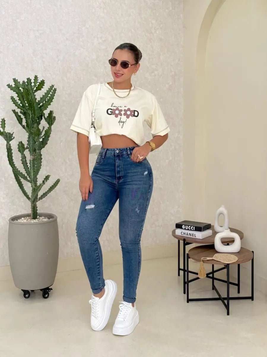 Camiseta oversized good Day - EMA COLOMBIA